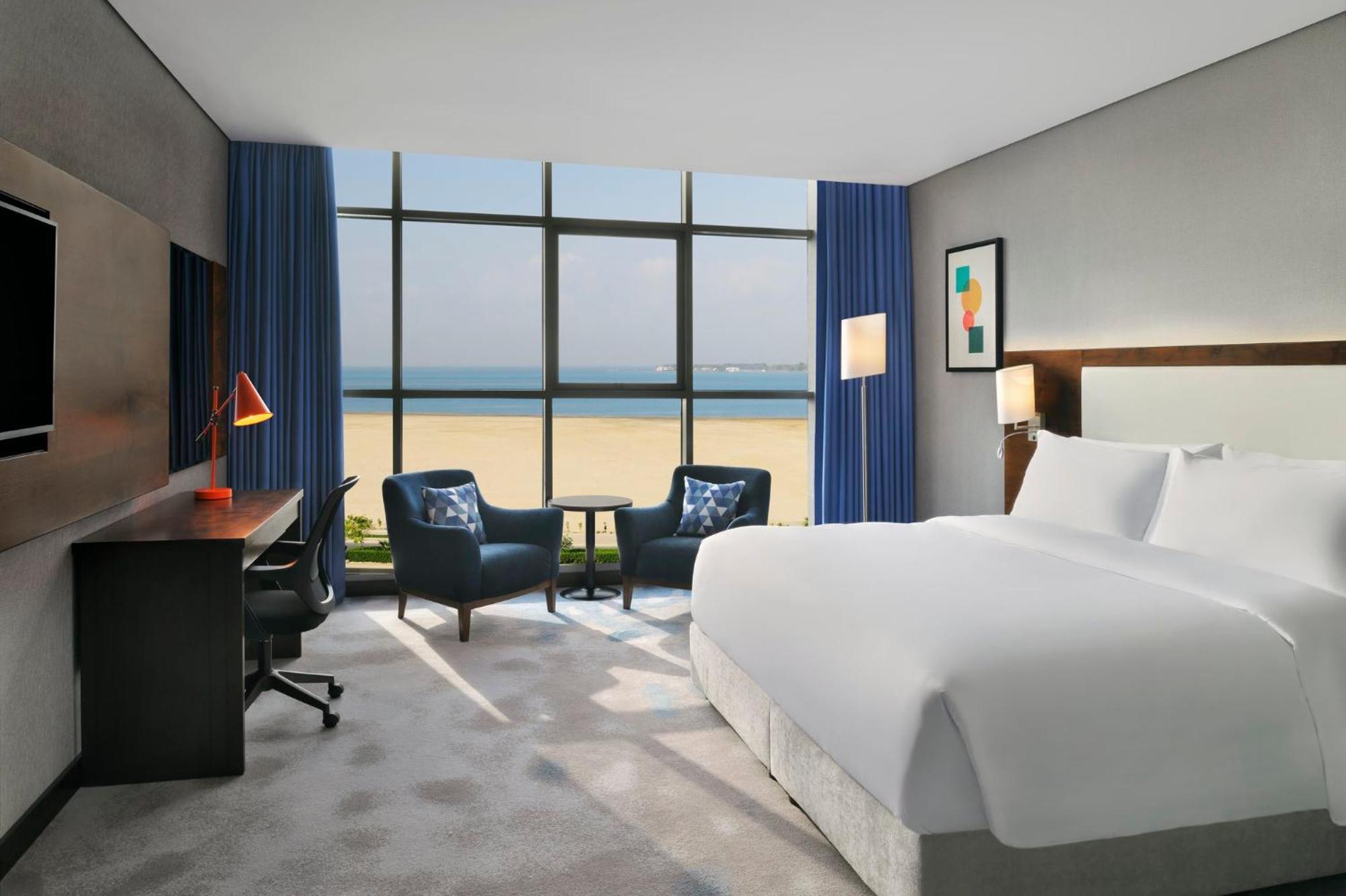 Holiday Inn Jeddah Corniche By Ihg Exterior photo